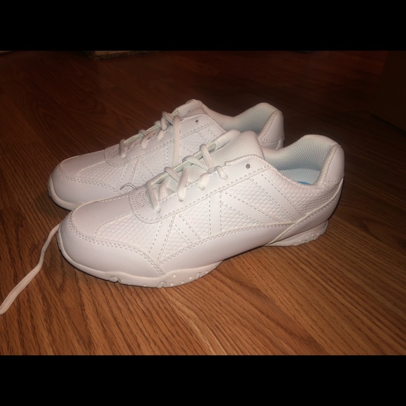 payless cheer shoes